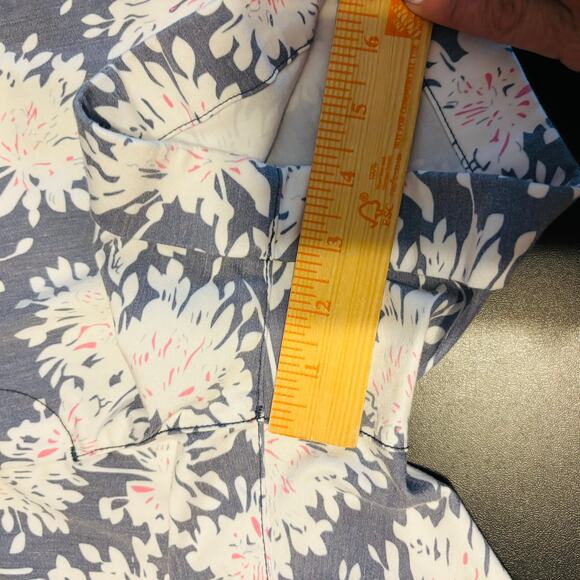 Dear John Finnegan Printed Cuffed Shorts Floral Light Blue White Women's Size 29 - Picture 4 of 7